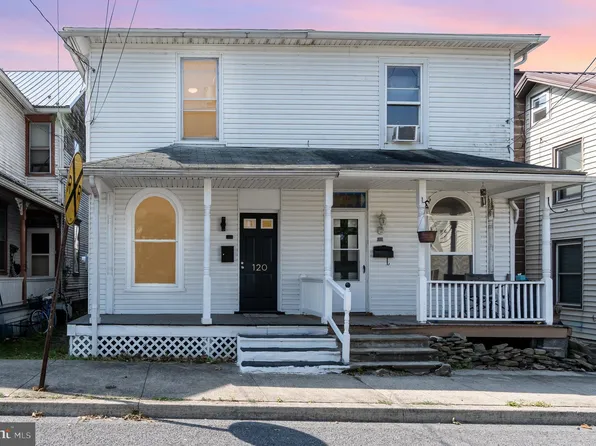 120 North St, Millersburg, PA 17061