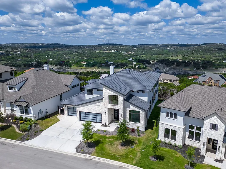 2502 Sunset Vista Cir — Photo 31