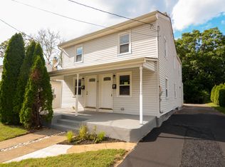 47 W Church St #B, Blackwood, NJ 08012