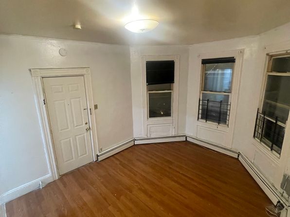 153 Sheridan Ave FLOOR 2