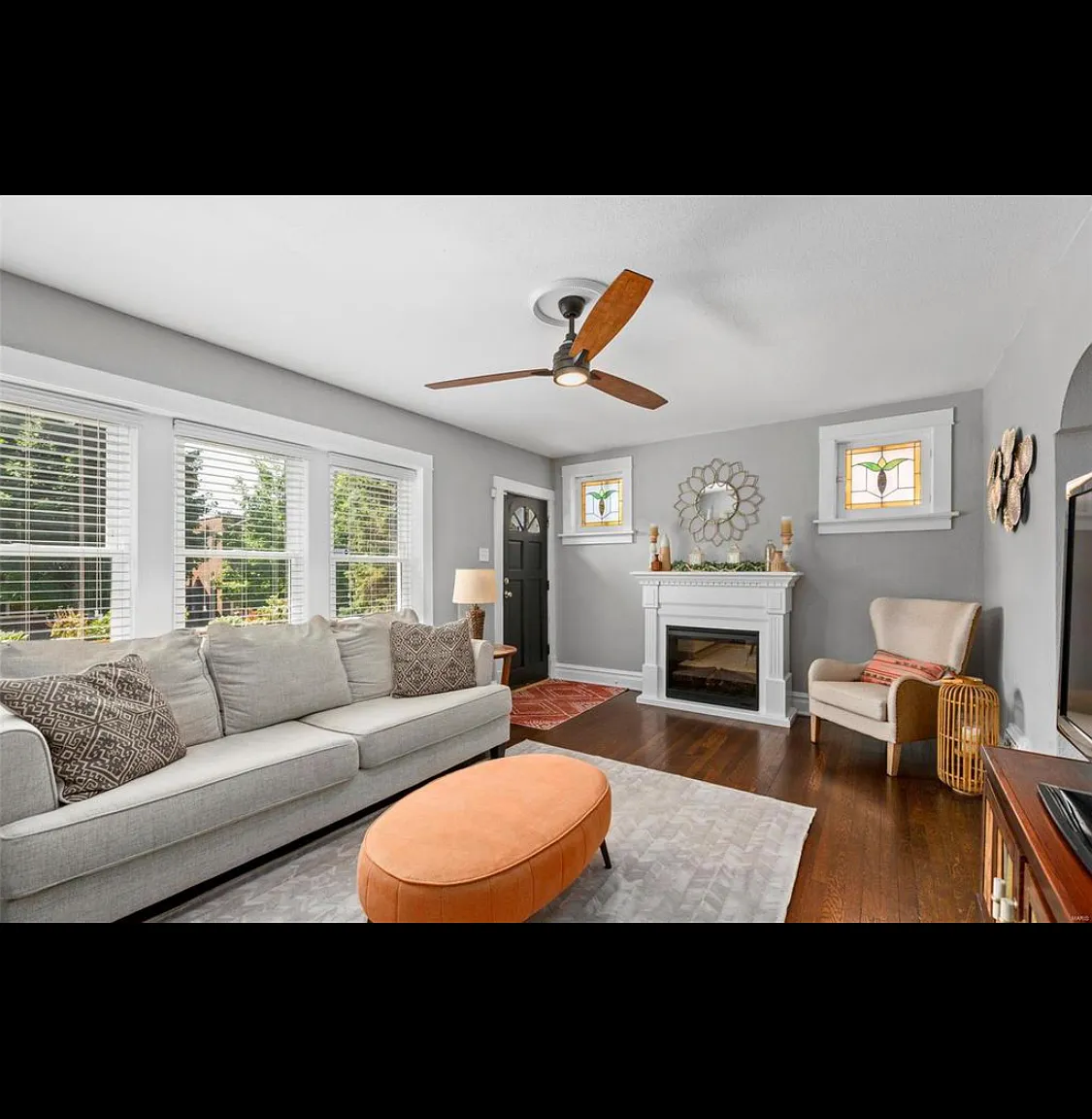 3 bed, 2222 sqft, $3,000 — Photo 2