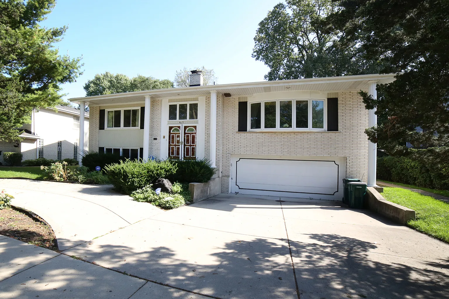 422 Lavergne Ave photo 1