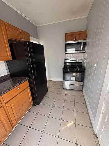701 Kensington Ave Photo 1