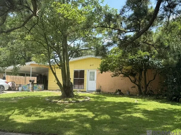 517 Fairlawn Dr, Gretna, LA 70056