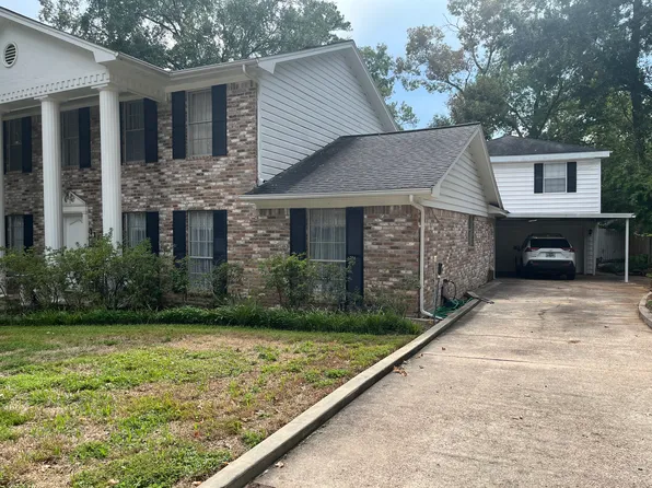 116 Wroxton Dr #1/2, Conroe, TX 77304