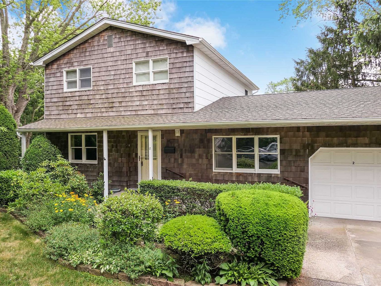 2 Van Cleve Ln, Bellport, NY 11713 Zillow