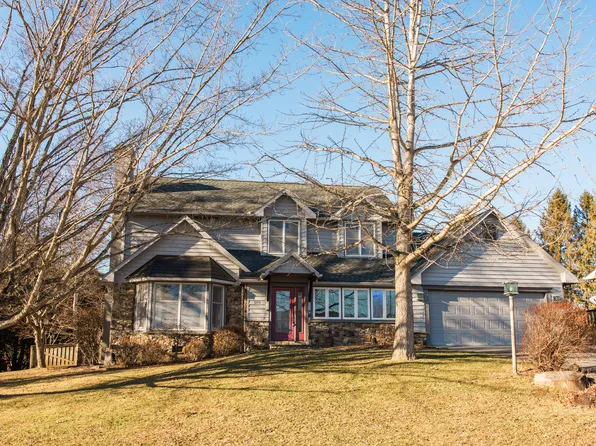 596 Crowfield Cir, Lewisburg, WV 24901