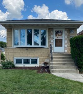 5515 S Mason Ave, Chicago, IL, 60638