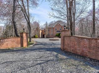 273 Disbrow Hill Rd, Millstone Township, NJ 08535