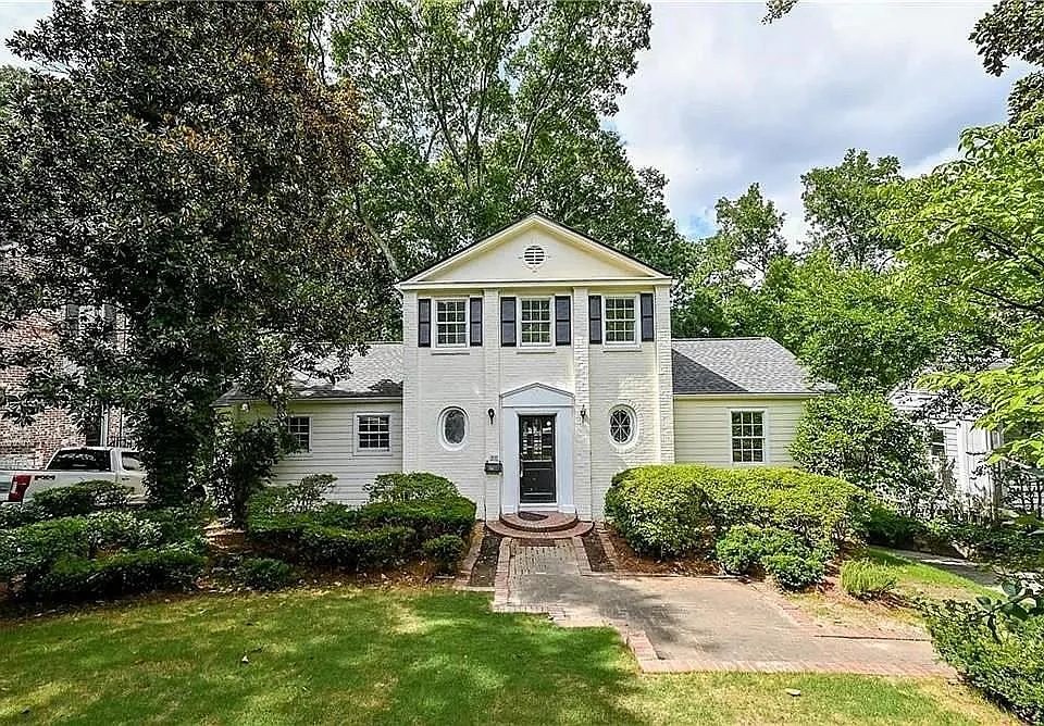 410 Collier Rd NW