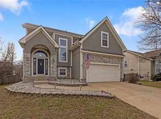 21613 W 61st St, Shawnee, KS 66218