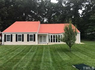 318 SW Maynard Rd, Cary, NC 27511