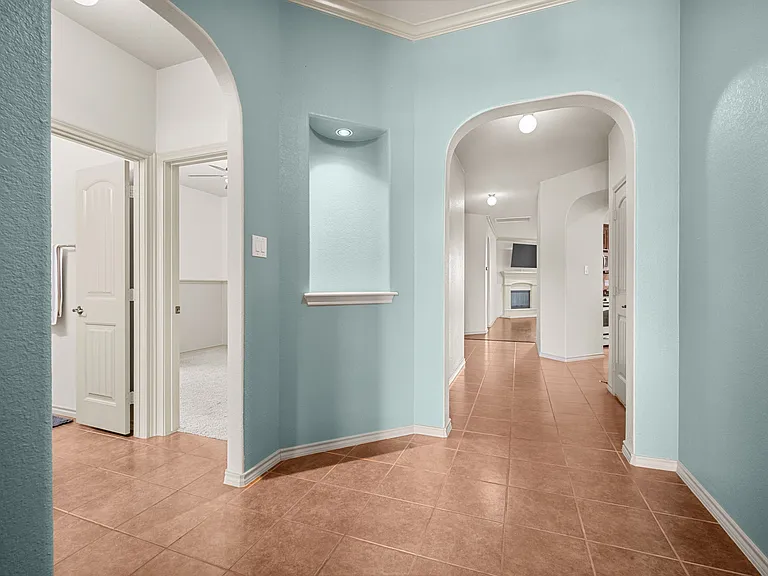 5701 Paluxy Sands Trl — Photo 11
