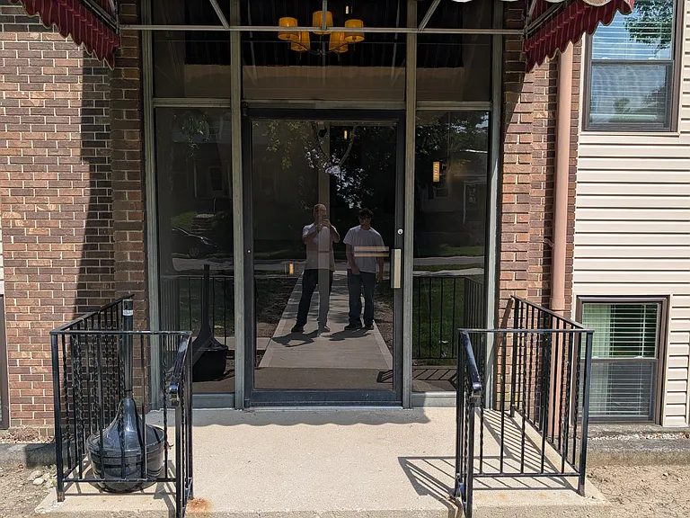 509 S Detroit St #5 — Photo 2