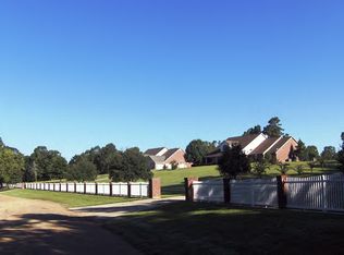 682 Lovers Ln, Woodville, MS 39669