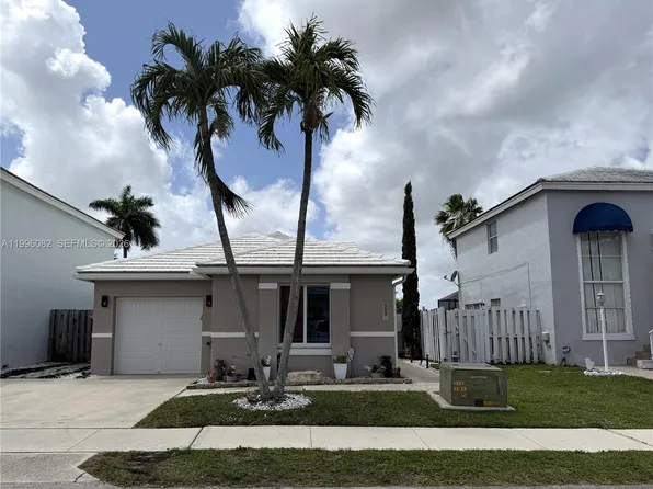 3091 Lighthouse Pl, Margate, FL 33063