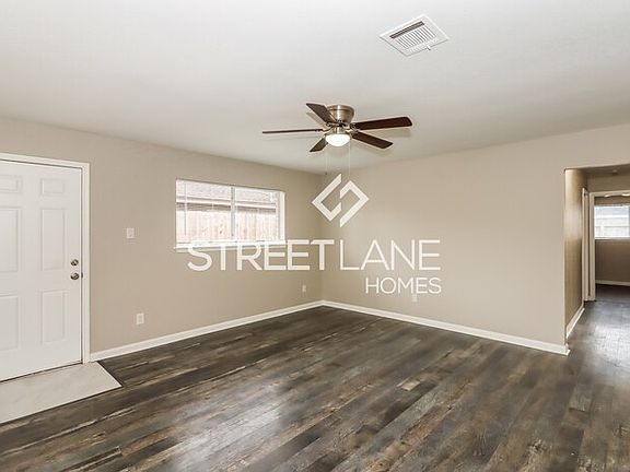 3rd image of 1825 Eagle Dr