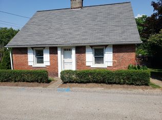 25 N Pine St, Ellsworth, PA 15331