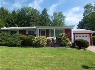 111 Joan Cir, Campbell, OH