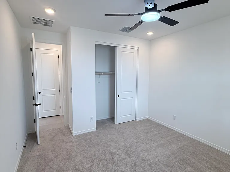 24172 W Raymond St — Photo 26