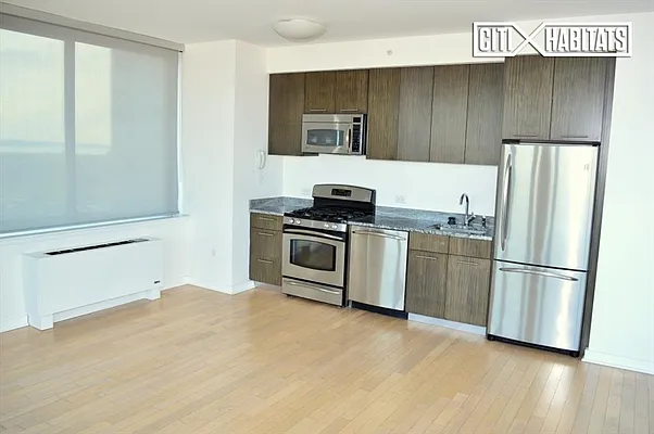 Sold by Citi Habitats | media 25