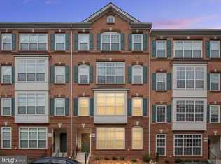 42590 Cardinal Trace Ter, Ashburn, VA 20148