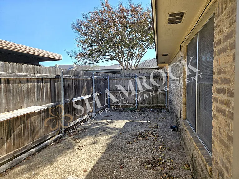 6805 Old Briarstown Rd — Photo 16
