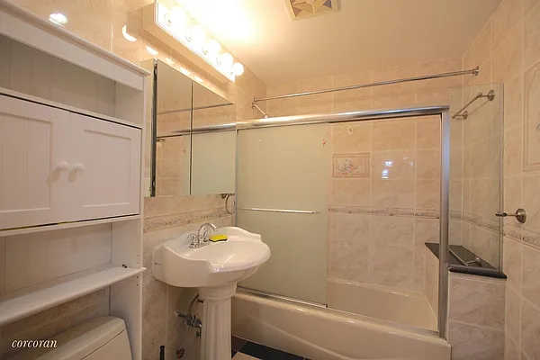 Rented by Corcoran | media 17