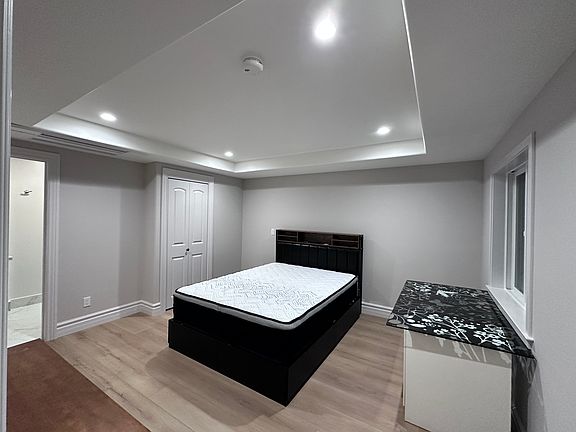 Spacious bedroom