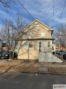 111 Delavan St, New Brunswick, NJ, 08901