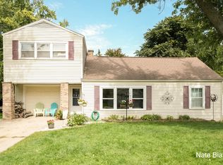 741 E Plainfield Ave, Zeeland, MI 49464