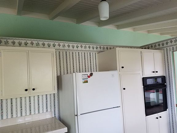5th image of 7986 Lake Adlon Dr