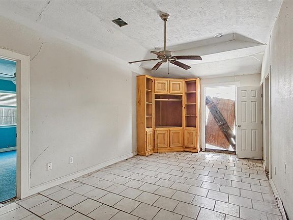 3rd image of 4407 Mowery Rd