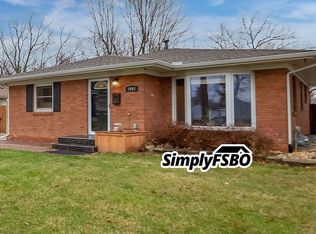 2944 8th St, Moline, IL 61265