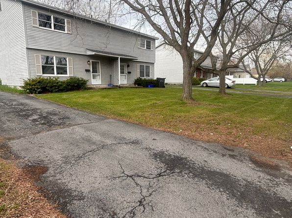 7 Sandra Ave