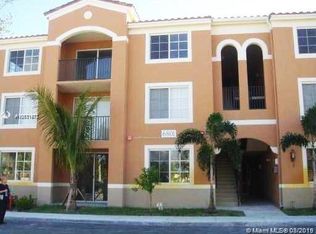 6801 SW 44th St APT 301, Miami, FL 33155