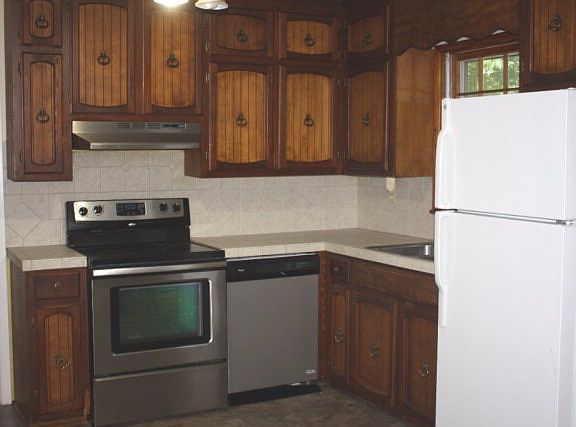 4th image of 1012 Valient Ln