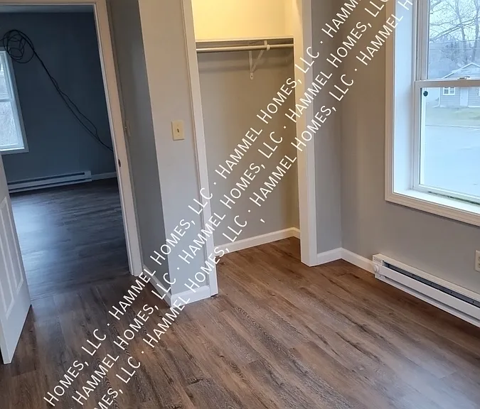 627 E 2nd St S #3 — Photo 7
