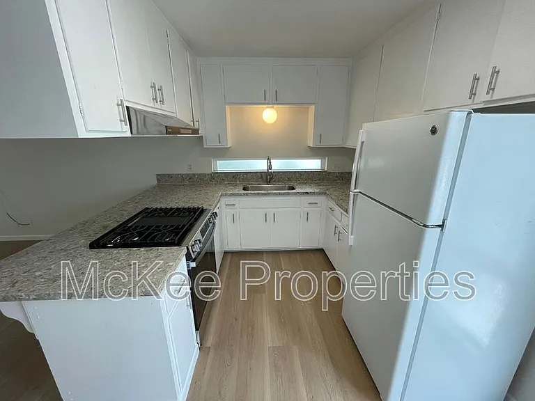540 G Ave #F — Photo 6