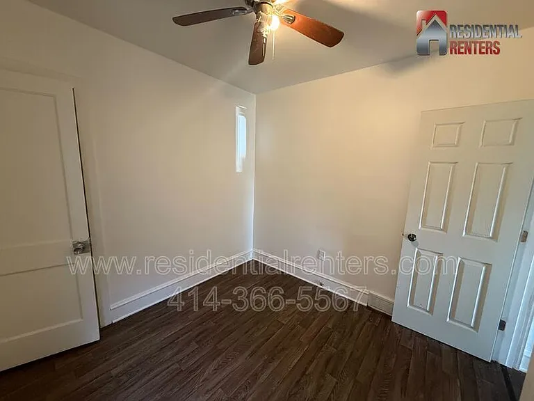 5560 N 40th St — Photo 5