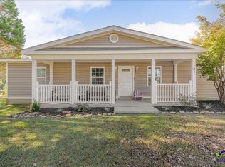 107 Chisom Trl, Bonaire, GA 31005