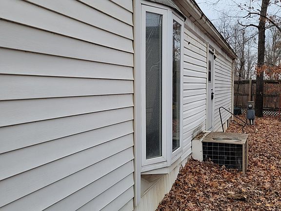 2nd image of 5995 Powers Ln
