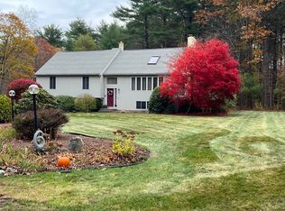 28 Johnson Rd, Sutton, MA 01590