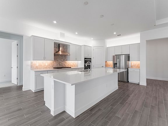 3rd image of 10631 SW Vineyard Drive