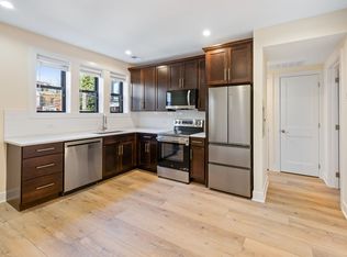 1248 W Addison St APT 3B, Chicago, IL 60613