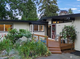 15905 SE 8th St, Bellevue, WA 98008
