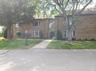 455 Barkwood Dr NW, Grand Rapids, MI 49534