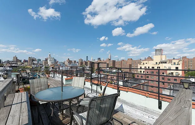 Rented by Bryan L Rozencwaig, LREB | media 25