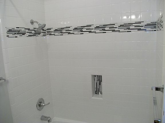 2nd bathroom 1 of 2