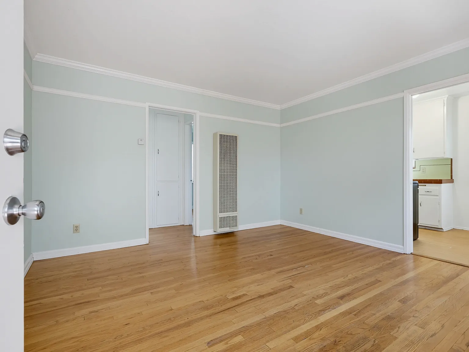 4447 Dawson Avenue - 4447 — Photo 4